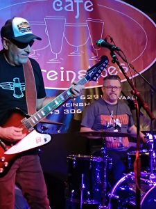 Matthias und Selim von Honey Hush onstage in Vaals NL