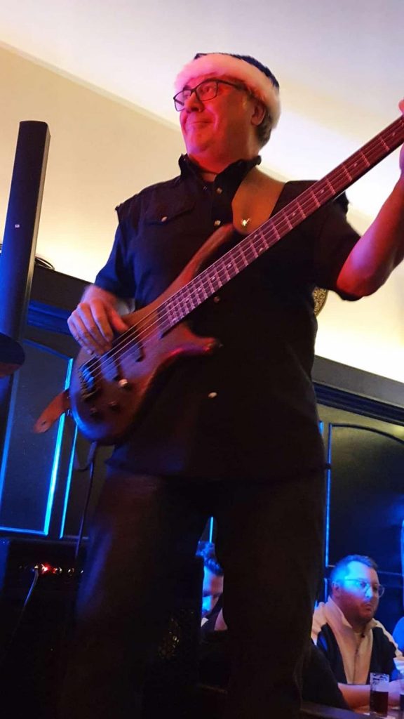 Radovan Valjak live on stage in Düsseldorf