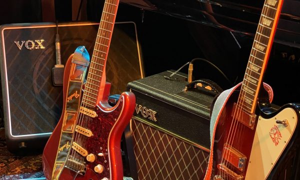 Gitarren onstage Kaiserkeller Detmold